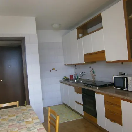 Дом отдыха Casa In Riva Al Варенна