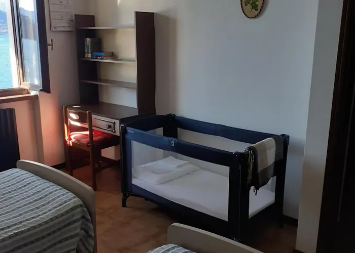 Casa In Riva Al Varenna