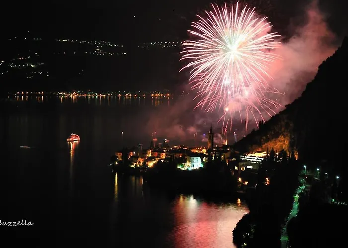 Casa In Riva Al Nyaraló