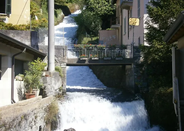 Casa In Riva Al Nyaraló