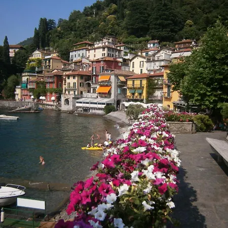 度假居 Casa In Riva Al 瓦伦纳