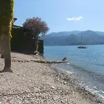 Дом отдыха Casa In Riva Al Варенна