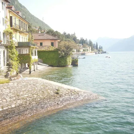Casa In Riva Al * Varenna
